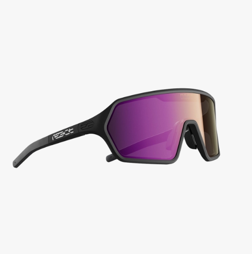 REACT Rev Nova black